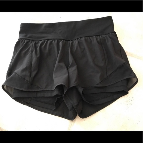 Lululemon Double Layer Shorts Back Zipper Key Loop - Picture 2 of 2